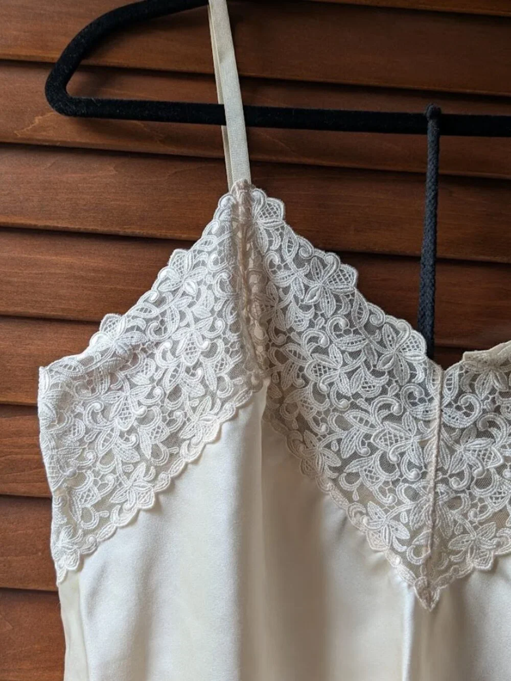 Vtg Wacoal Lingerie Silky Satin Camisole Tapestry Lace Light Beige Sz: Large
